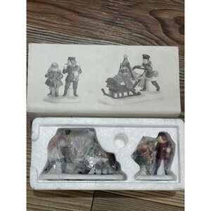 Dept 56 #58402 Gingerbread Vendor‎ Set of 2 Heritage Village Accessory